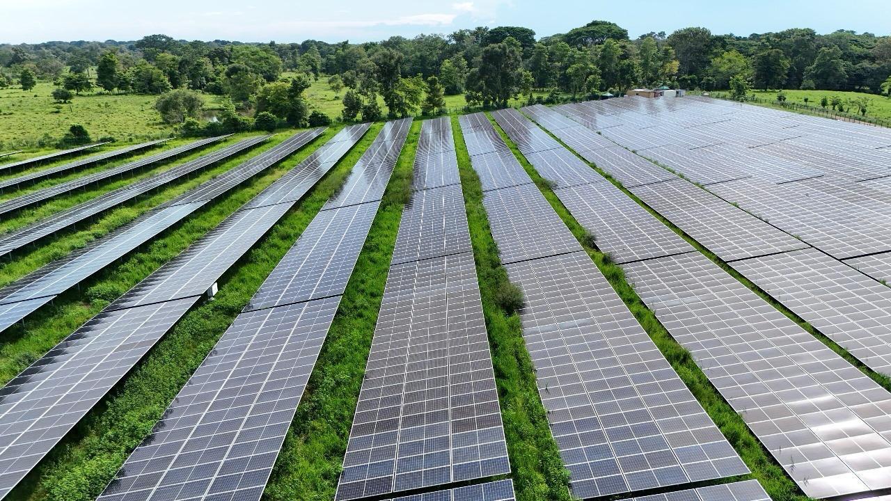 CFM starts operations at Colombian solar plant, invests in neighbouring solar-plus-storage project