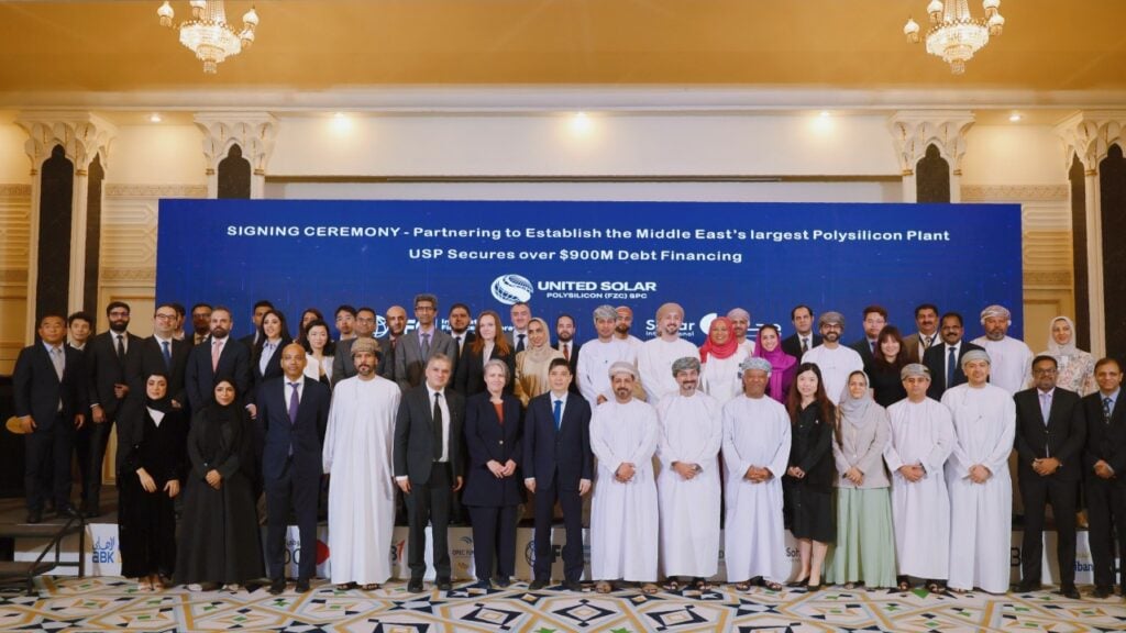 Signing ceremony for United Solar's financial close of its polysilicon facility in Oman