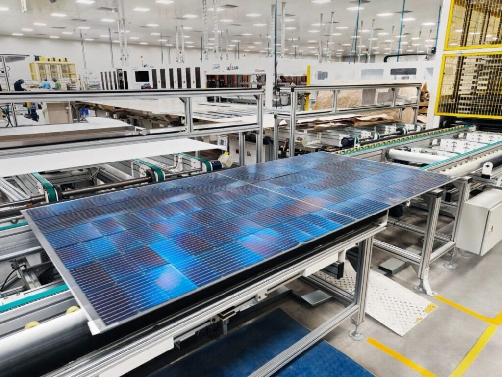 The Telangana facility can produce four G12R zero busbar tunnel oxide passivated contact (TOPCon) modules every 16 seconds, the company said. Image: Premier Energies.