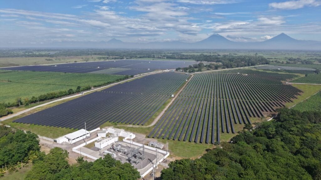 The portfolio includes the 140 MWp Cocales and 60 MWp La Hulera solar PV projects. Image: Ecoener.