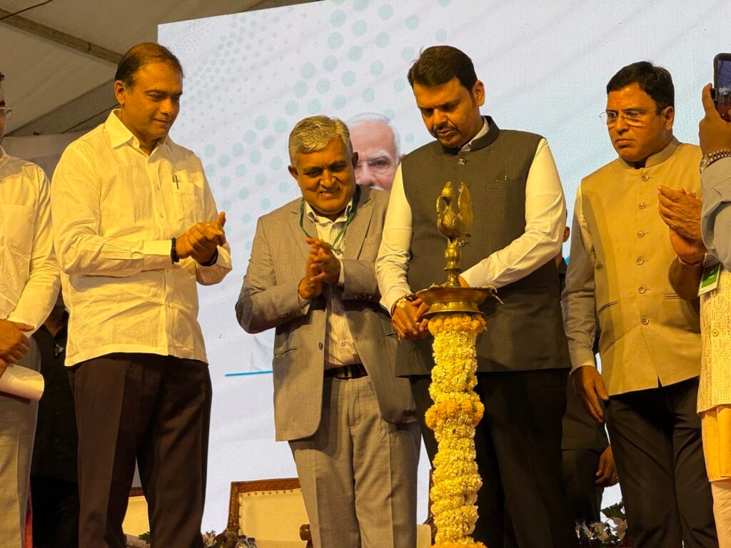 The plant, with a capacity of 10GW each for solar ingots and wafers, is spread across 300 acres. Image: Waaree Energies.