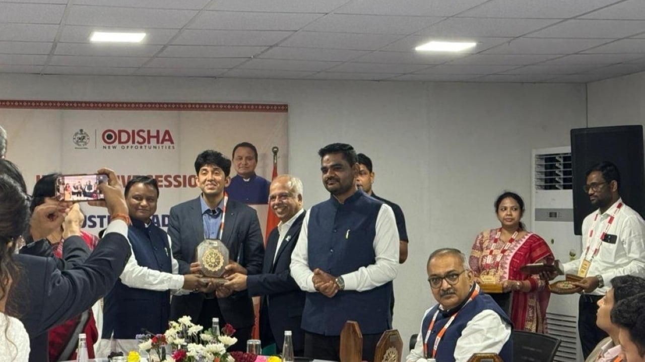 Júpiter y Ampin inauguran una planta de celdas y módulos solares de 1,3 GW en Odisha