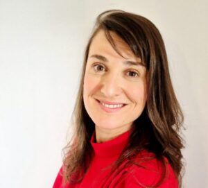 Ksenia Dray headshot.