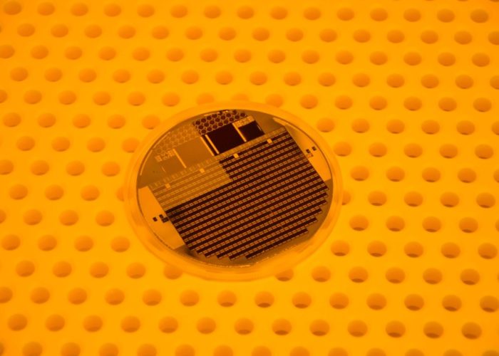 Fraunhofer ISE's four-junction solar cell reached 47.6% efficiency thanks to improved antireflection layers. Image: Fraunhofer ISE.