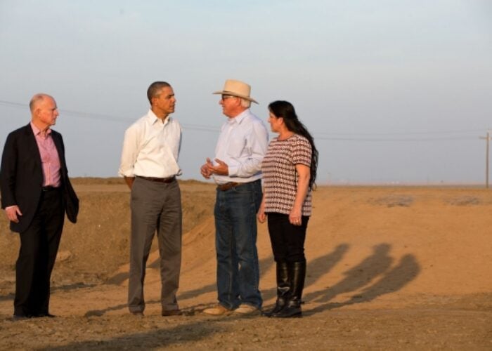 Barack_Obama_speaks_with_farmers_about_California_drought_2014