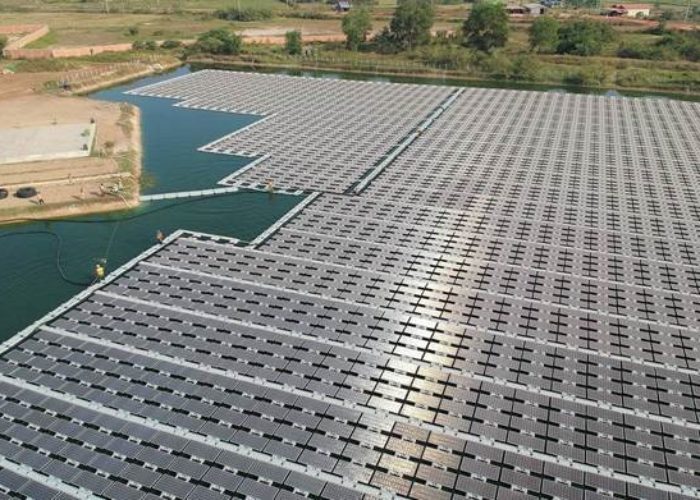 Cambodia_rooftop-plus-floating_Cleantech_Solar