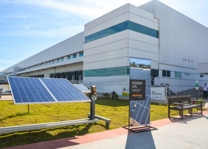 Canadian_Solar_Brazil_plant_Canadian_Solar_lowers_full-year_guidance