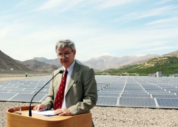 Chile_energy_minister_inaugrates_Tampo_Real_1.2MW_Chile_plant