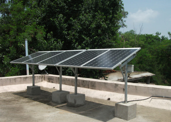 Conergy_off-grid_PV_system_1_kW_for_MPFD_India_-_low_res