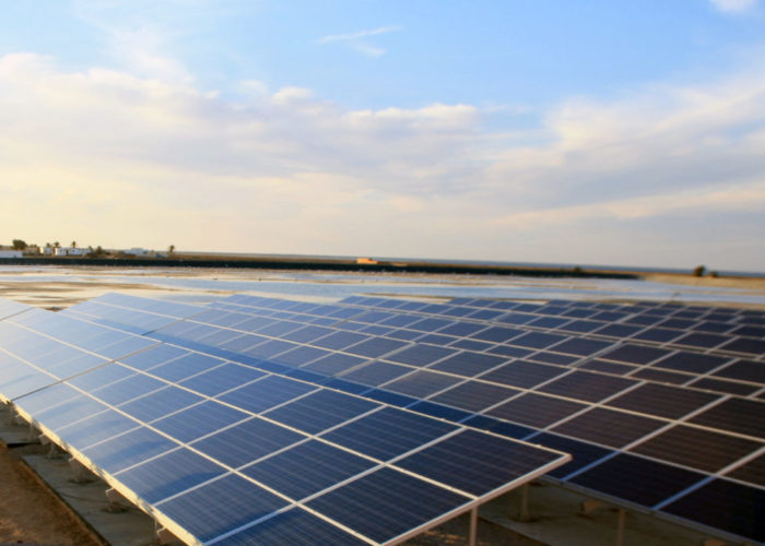 Conergy_solar_installation_at_desalination_plant_Tunisia_1