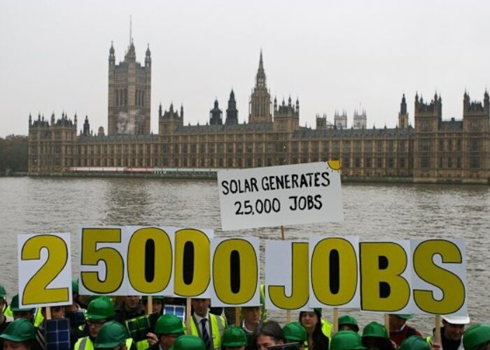 Cut_Dont_Kill_Lobby_Nov_20111_Pic_UK_solar_westminster_DECC