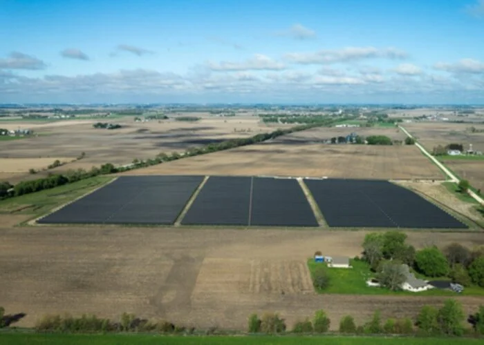 The financing comprises a US$200 million increase to Dimension’s corporate credit facility and a US$657 million construction-to-term debt and tax equity package. Image: Dimension Energy.