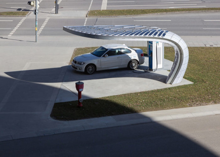 EV_charging_flickr_Anton_Schedlbauer