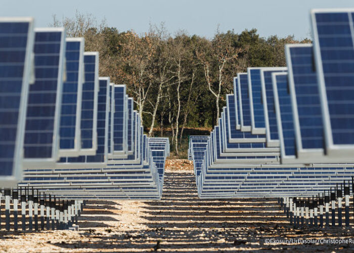 Exosun_ExotrackHZ_single_axis-solar_tracker_550