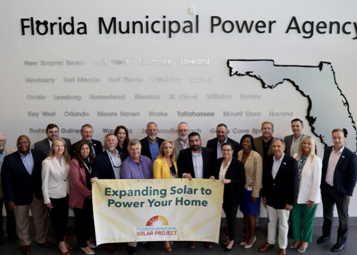 Representatives of member utilities of the Florida Municipal Power Agency and Origis Energy gather to celebrate one of the largest municipal-backed solar projects in the nation. Image: FMPA.