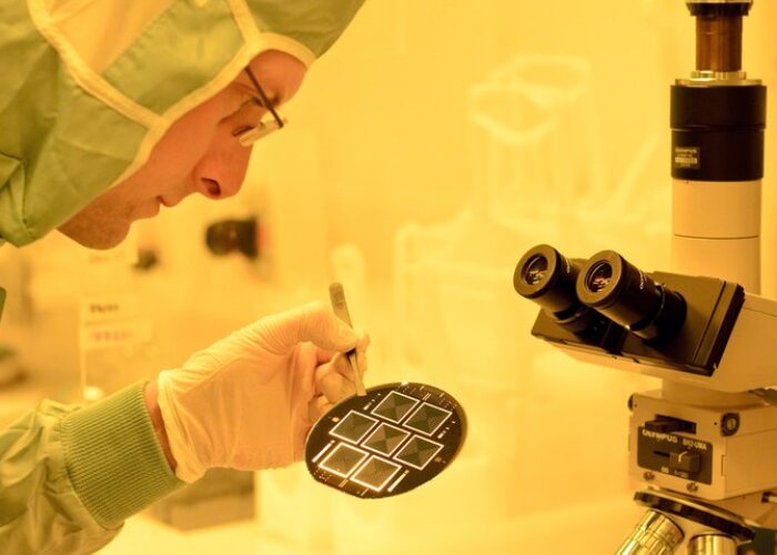 Fraunhofer_ise_cell_EUPVSEC_2015