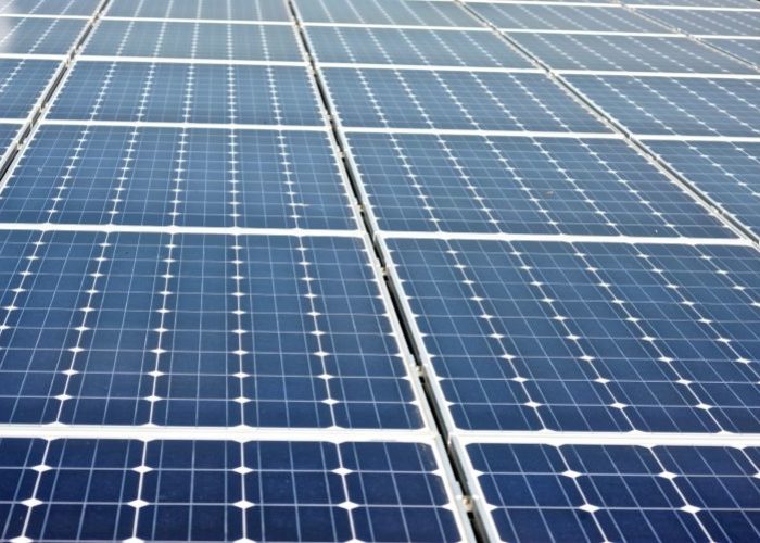 Generic_-_Canadian_Solar_PV_panels_-_SunGift_750_499_80_s