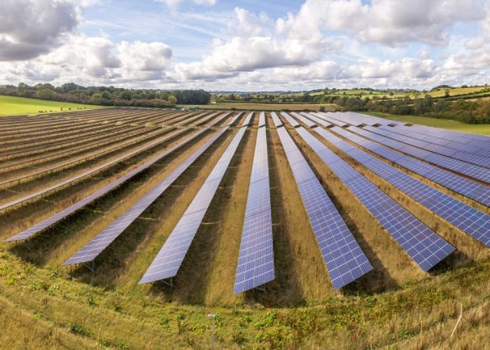 Hill-Farm-solar-farm-image-WiseEnergy®