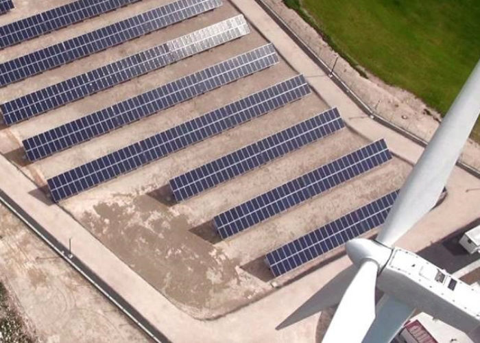 Hybrid_colocated_solar_storage_wind_project_-_Credit_Siemens_Gamesa_Renewable_Energy