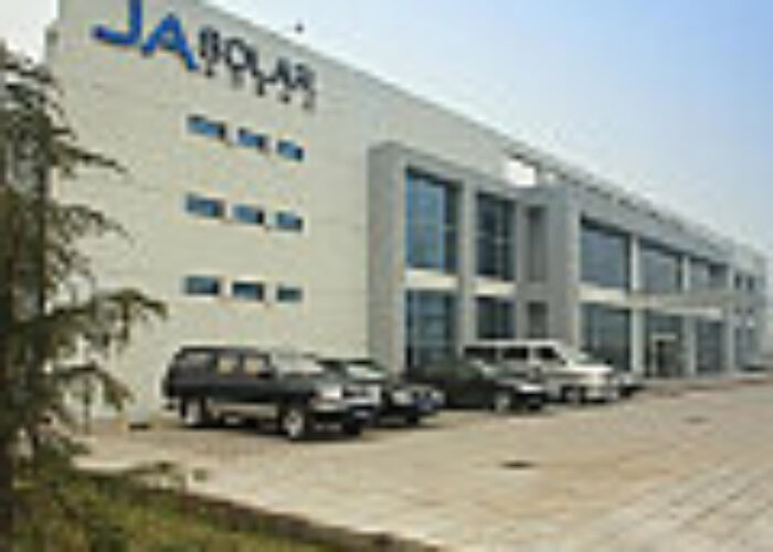 JA_SOLAR_HQ_120
