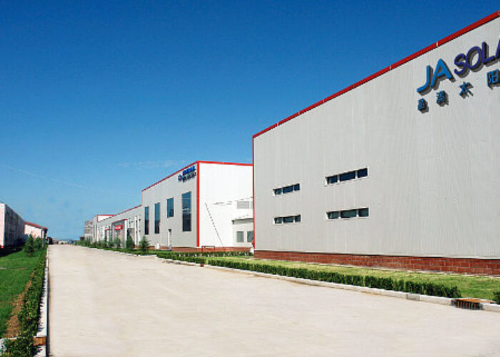 JA_Solar_plant_550