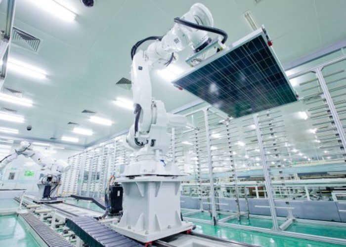 JinkoSolar_Module_robot_assembly