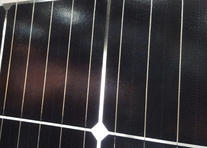 JinkoSolar_bifacial_closeup_2_SPI_Booth_cropped