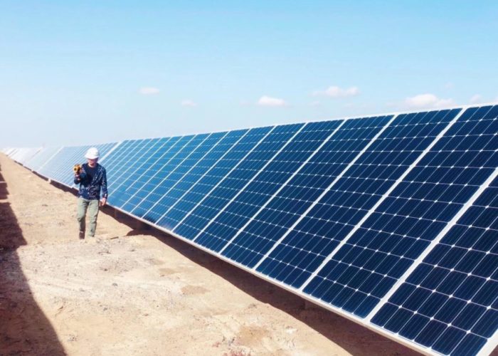 LONGi_Solar_Datang_Mongolia_PV_plant_2