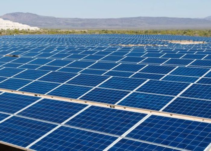 Large-scale_New_Mexico_solar_plant_now_online