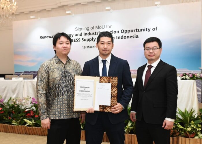 MOU-signing-01