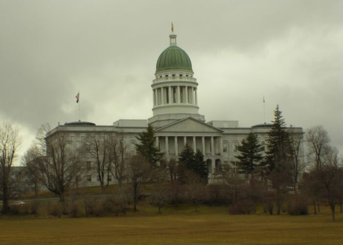 Maine_PUC_approves_proposal_to_phase_out_net_metering_starting_2018