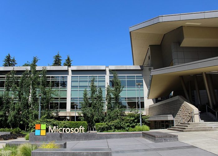 Microsoft_Headquarters_in_Redmond_Washington_Wikimedia_Coolcaesar_