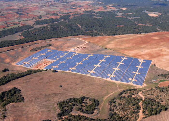 Olmedilla_spain_solar_farm_source_fotowatio