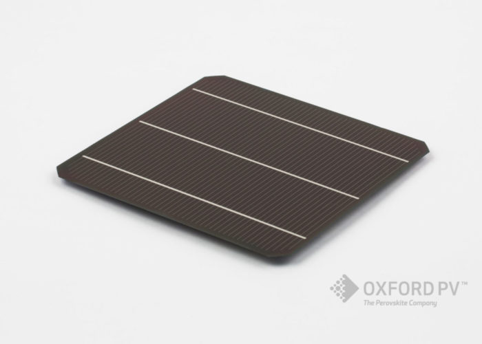 Oxford_PV_full-sized_perovskite-silicon_solar_cell
