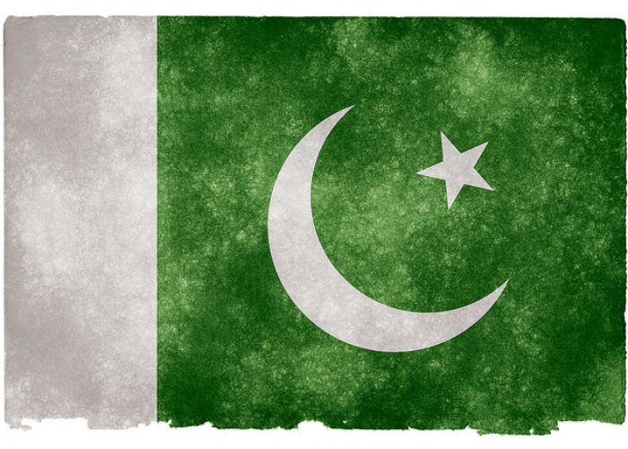 Pakistan_flag_flickr_nicolas_raymon