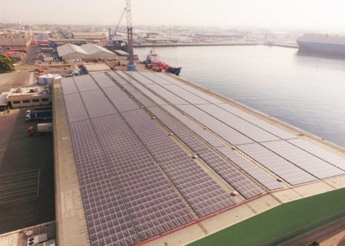 Phanes_huawei_Dubai_UAE_solar_project_rooftop