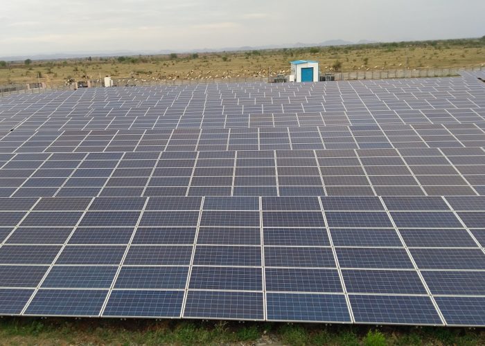 Utility-scale solar additions in India were reportedly down sequentially during Q3 2021. Image: ReNew Power.