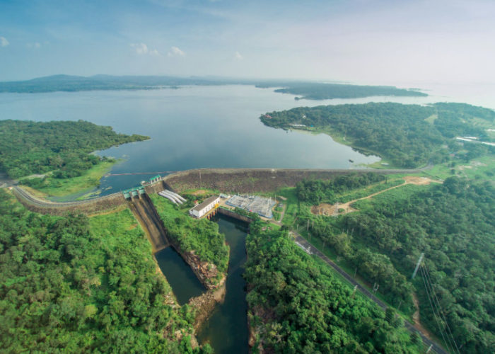 Sirindhorn_dam_thailand_floating_solar