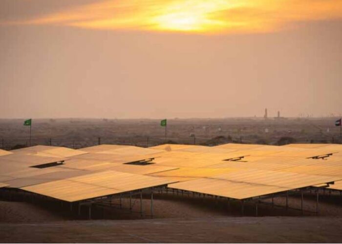 Solar_breaking_oils_Middle_East_stranglehold