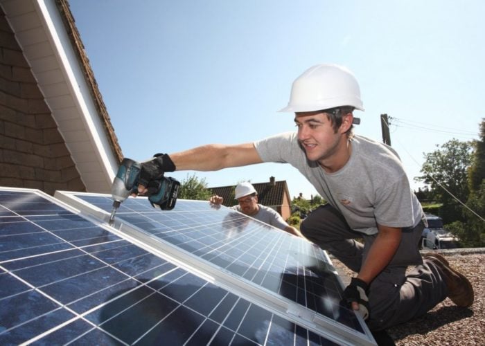 Solar_panel_installation_-_SunGift