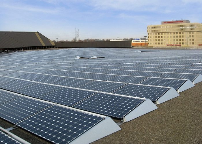 SunPower_panels_-_Verizon_At_Home