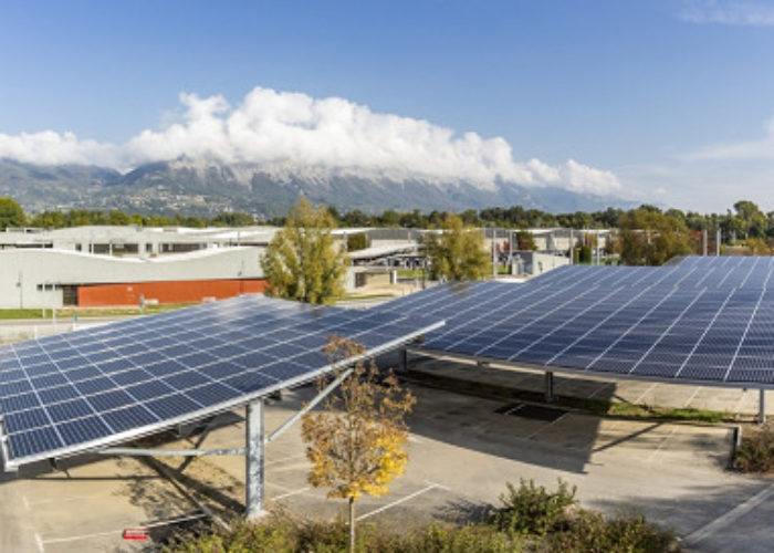 Sunpower_carports_credit_Grenoble_Alp_metropole