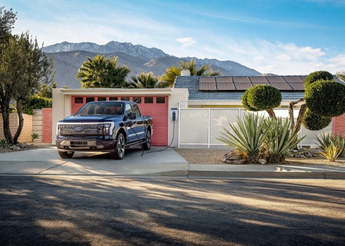 VPP partnership members Sunrun and Ford have collaborated to create bi-directional charging capabilities for the latters F150 Lightning electric truck. Image: Sunrun / Ford.