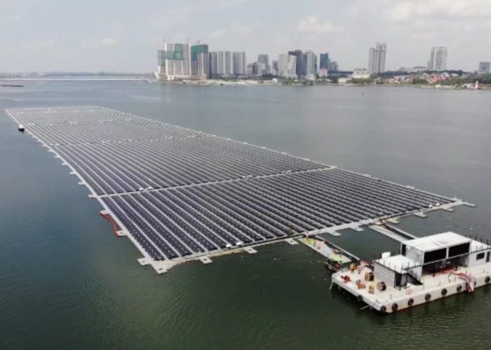 A recently completed floating PV plant from Sunseap in Singapore. Sunseap.
