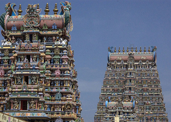 Tamil_nadu_india_meenakshi_temple._flickr_colin_houston