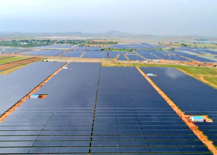 The_Worlds_alrgets_Solar_Park_2GWAC_at_Pavagada__Karnataka._Credit_Governemnt_o_Karnataka