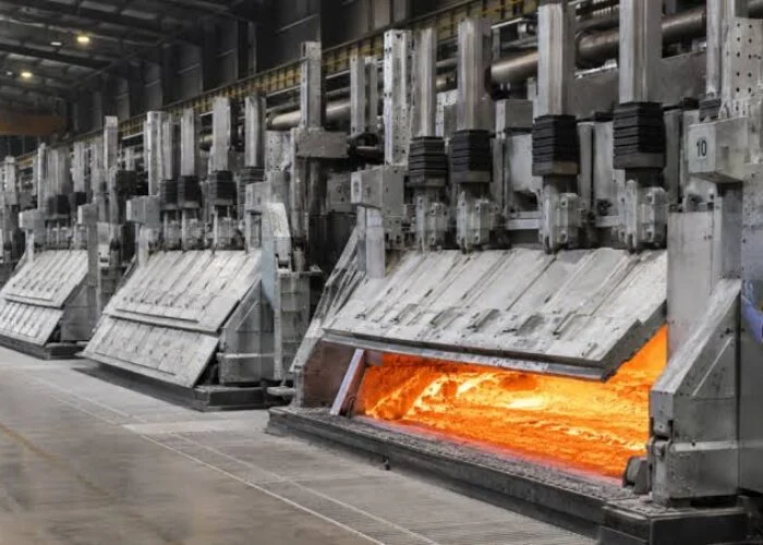 Tomago Aluminium is jointly owned by Rio Tinto, Gove Aluminium Finance and Norsk Hydro. Image: Smart Energy Council.