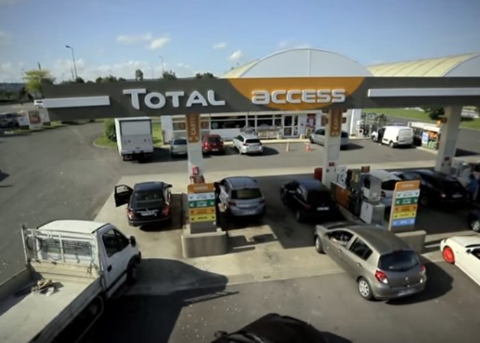 Total_petrol_station_SunPower