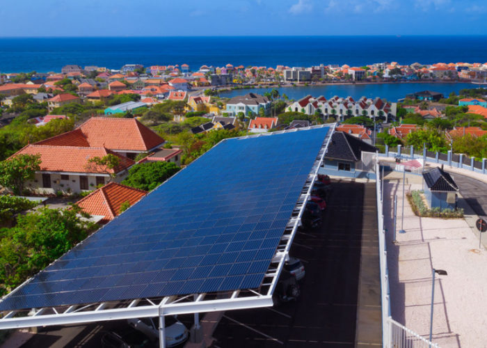 U.S.-ConGen-Solar_CuracaoSolar-panels-750x450