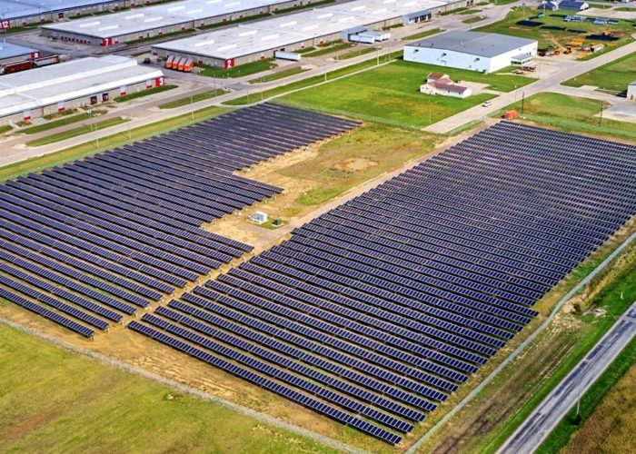 An operational solar project in Ohio. Image: United Renewable Energy.